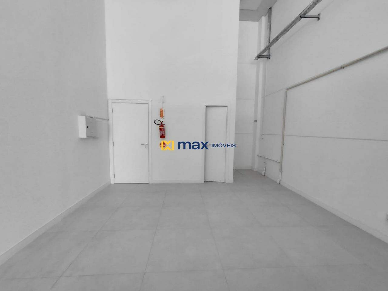 Sala para aluguel no Centro: