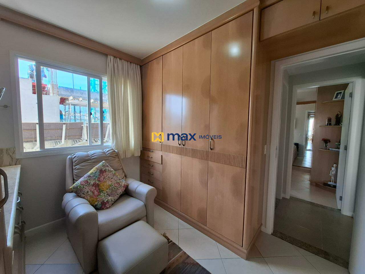 Apartamento à venda no Centro: closet suíte