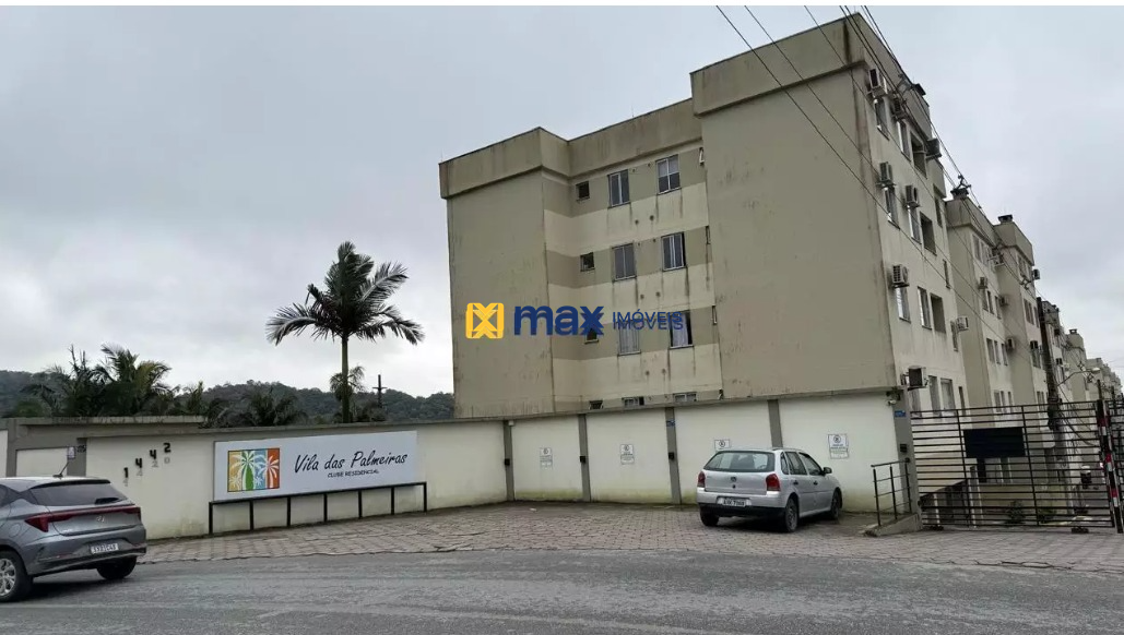 Apartamento para aluguel no Espinheiros: empreendimento