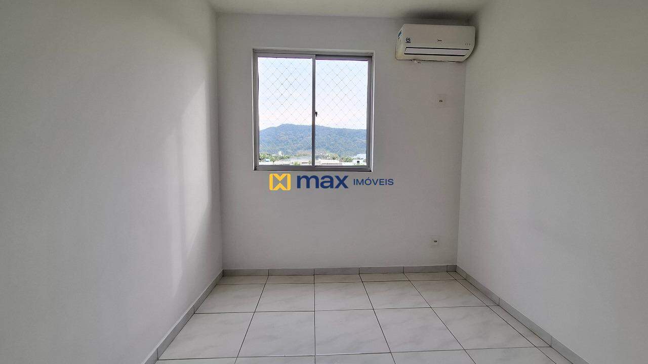 Apartamento à venda no Espinheiros: Dormitório 2