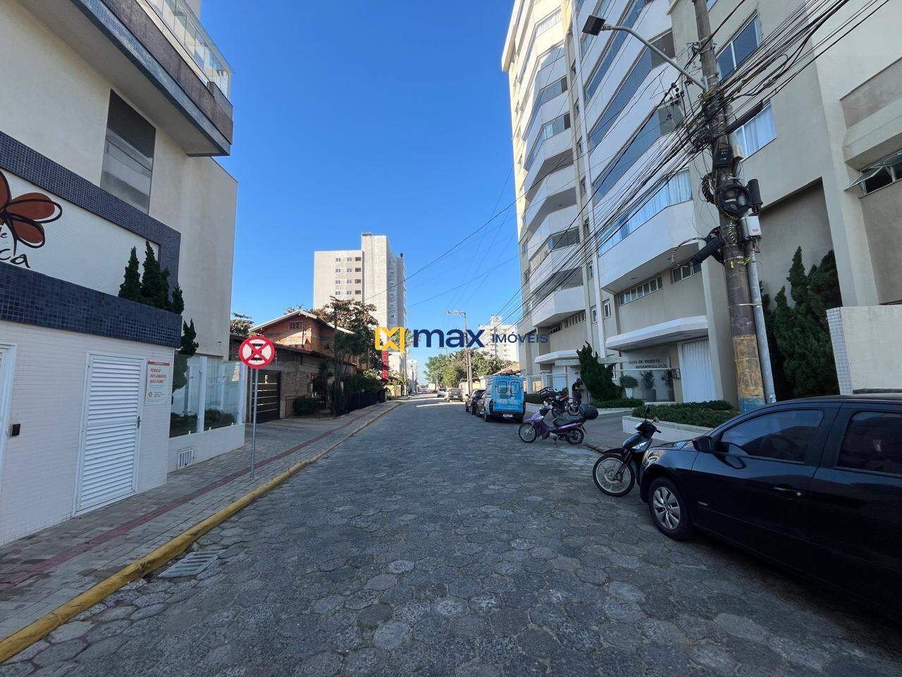 Apartamento à venda no Centro: Rua