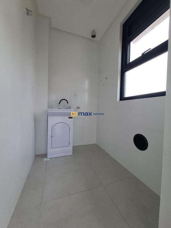 Apartamento para aluguel no Centro: Lavanderia