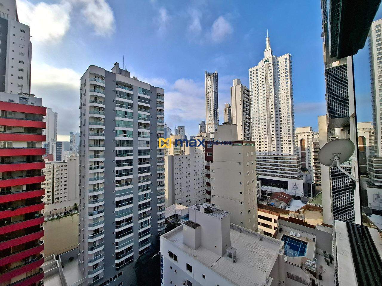 Apartamento à venda no Centro: vista sacada