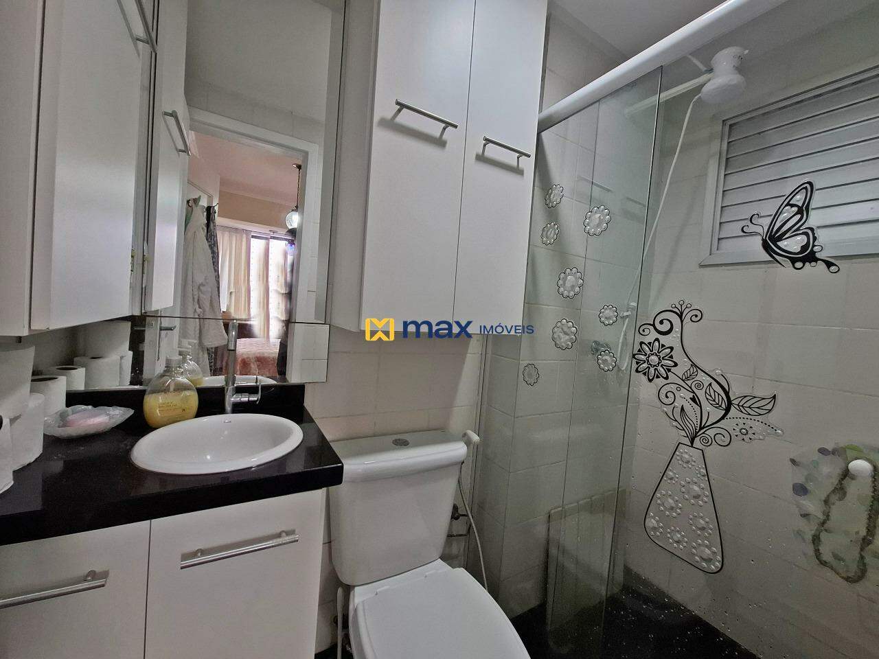 Apartamento à venda no Centro: banheiro suíte
