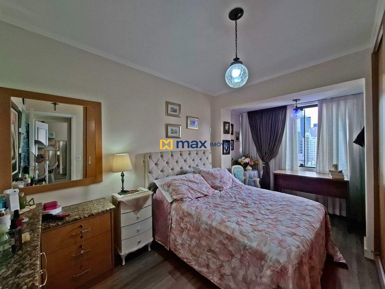 Apartamento à venda no Centro: suíte
