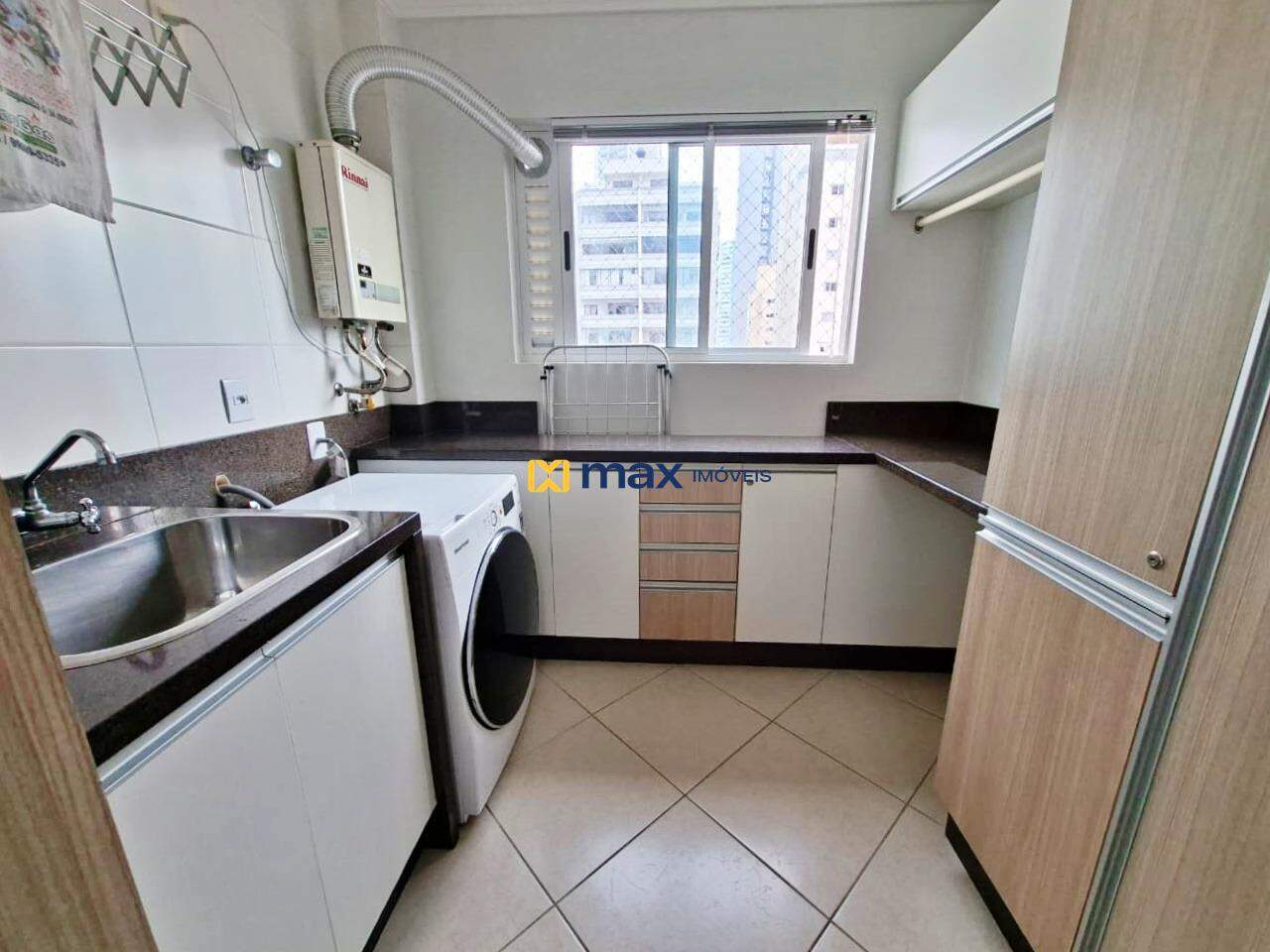 Apartamento para aluguel no Centro: Lavanderia