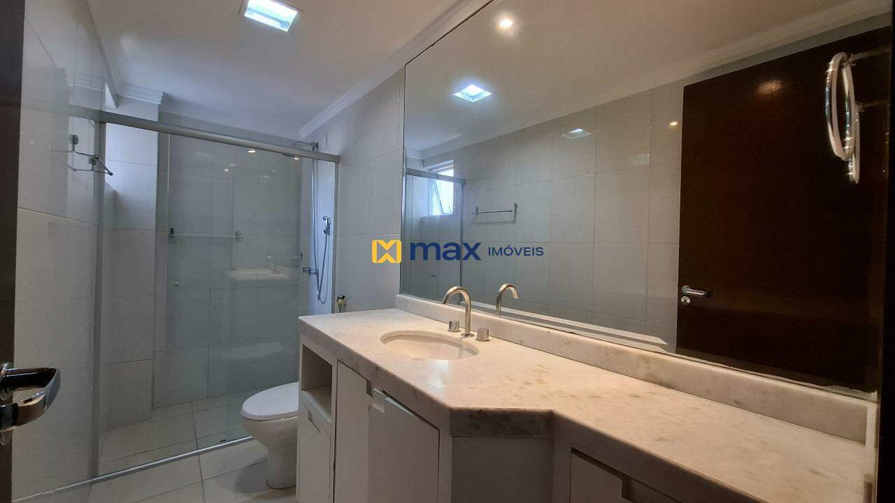 Apartamento para aluguel no Praia Brava de Itajaí: Banheiro Social