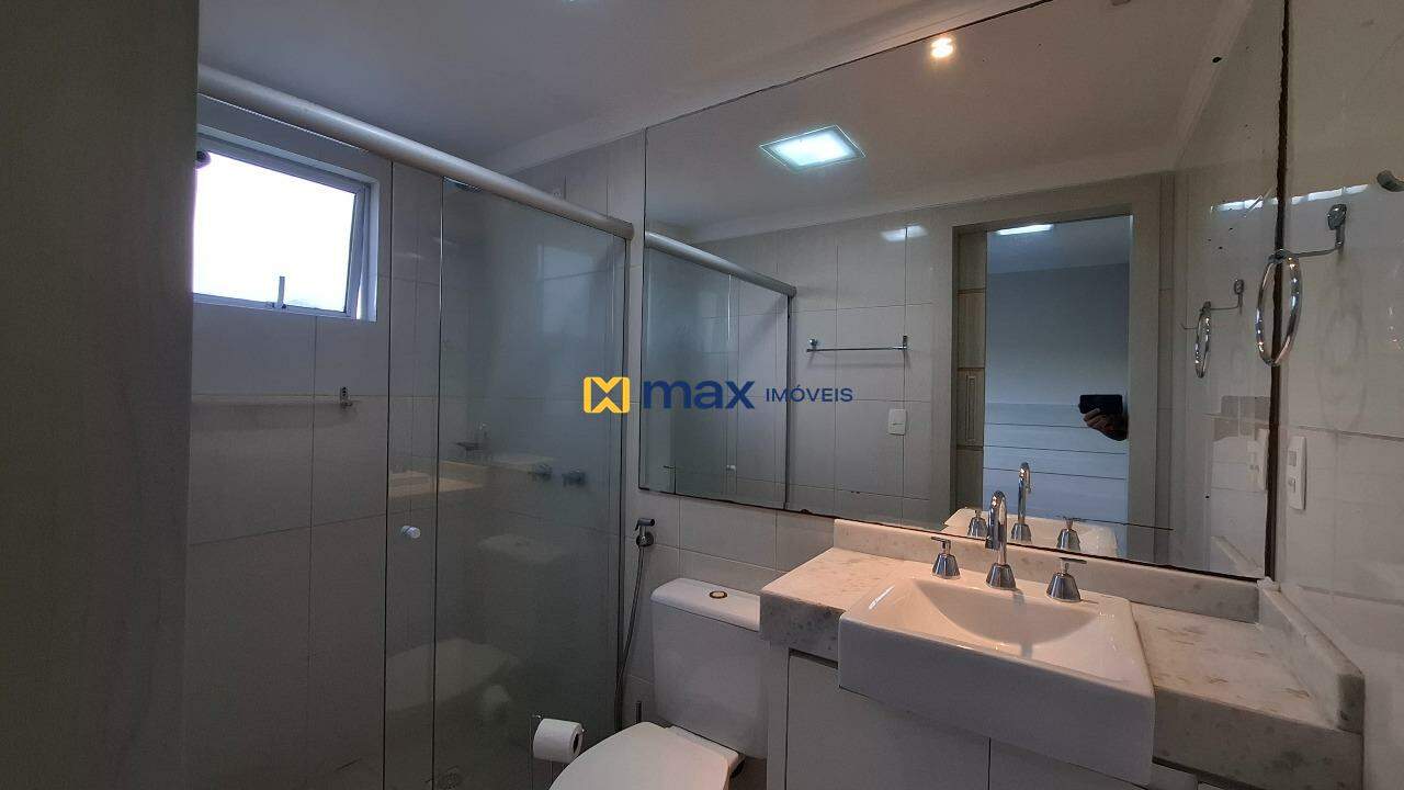 Apartamento para aluguel no Praia Brava de Itajaí: Banheiro Suíte