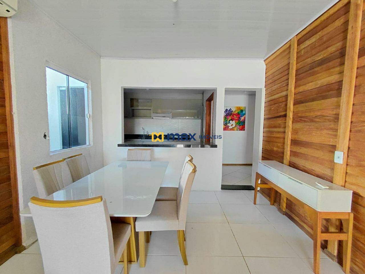 Casa para aluguel no Meia Praia: