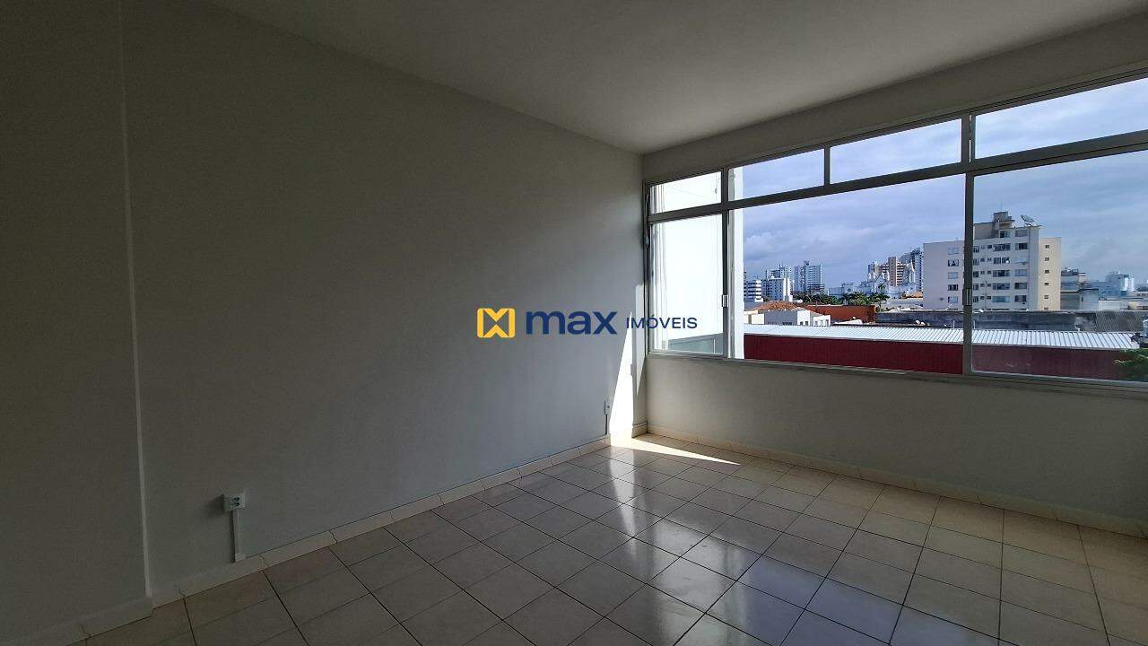 Sala à venda no Centro: Sala 2