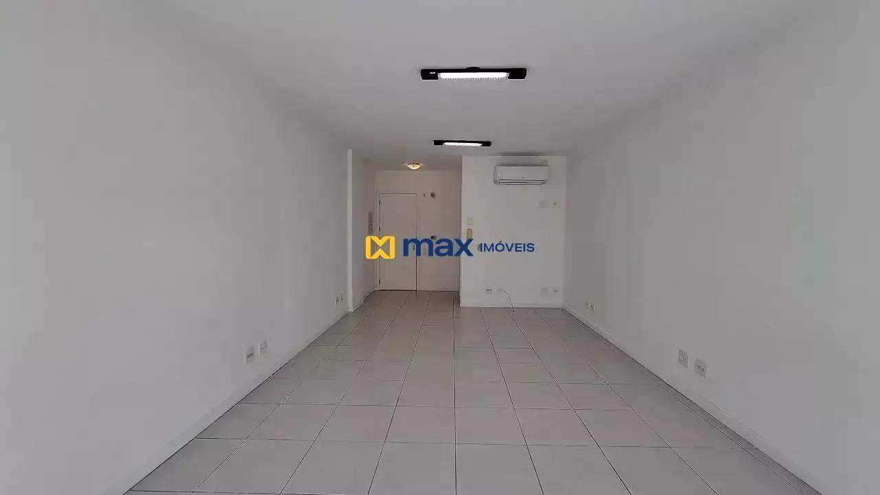 Sala à venda no Centro: Sala