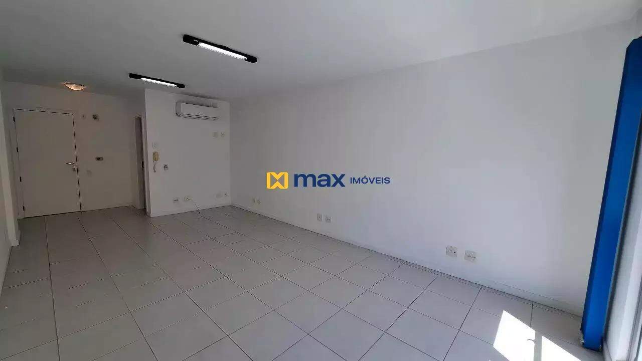 Sala à venda no Centro: Sala