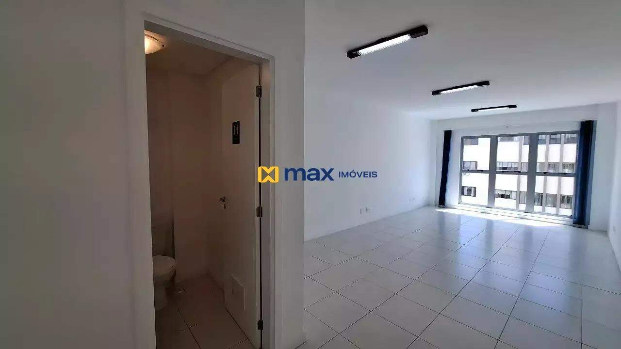 Sala à venda no Centro: Sala