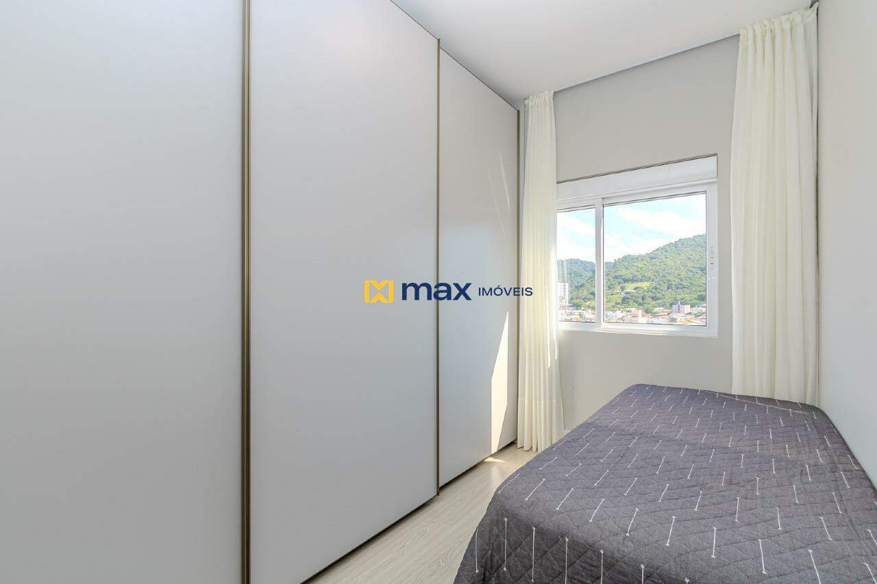 Apartamento à venda no Fazenda: Quarto