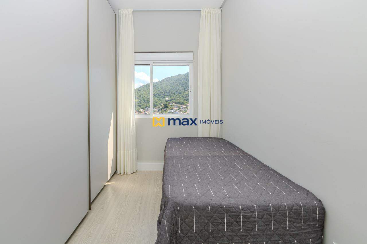 Apartamento à venda no Fazenda: Quarto