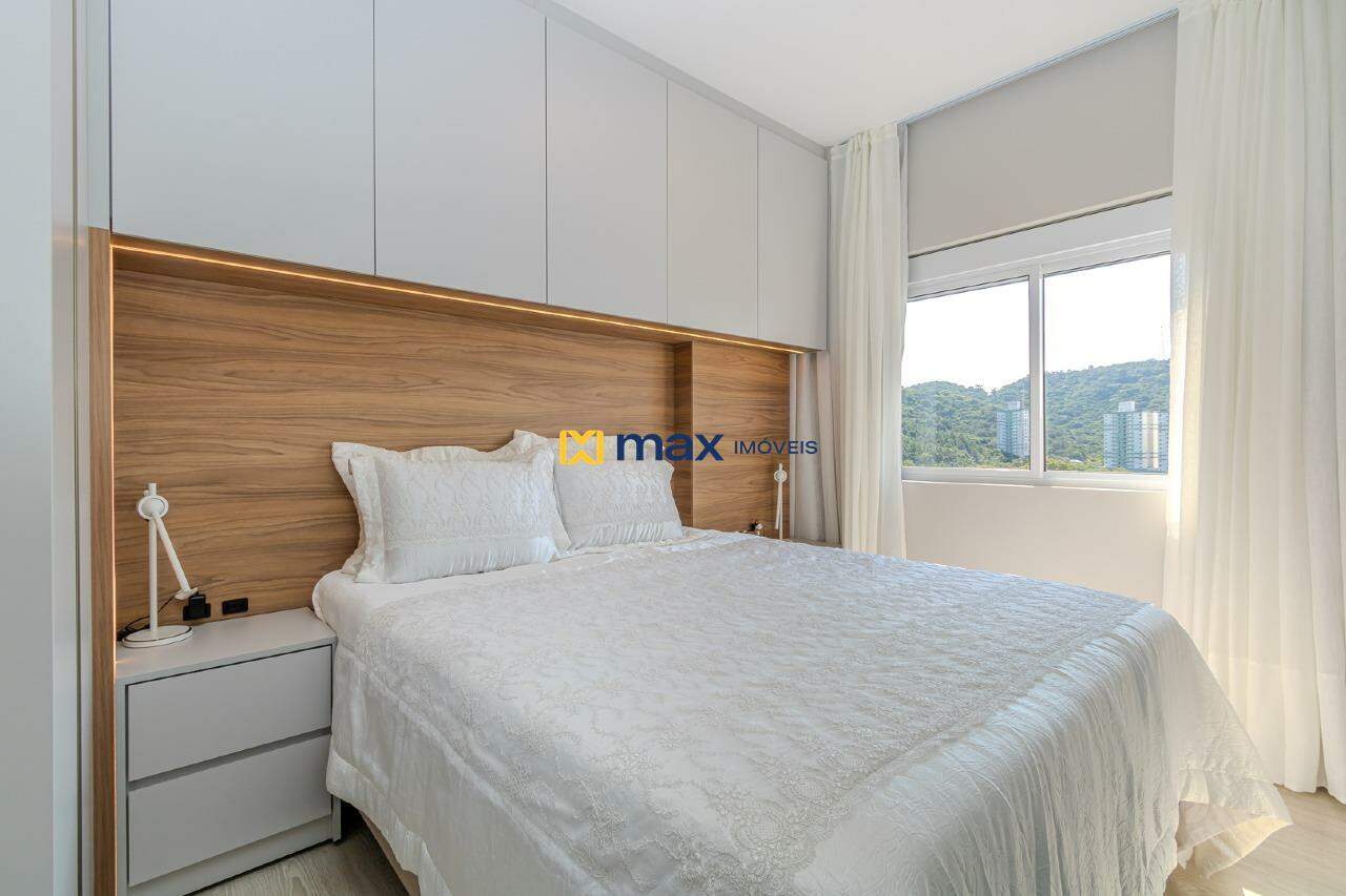 Apartamento à venda no Fazenda: Suíte