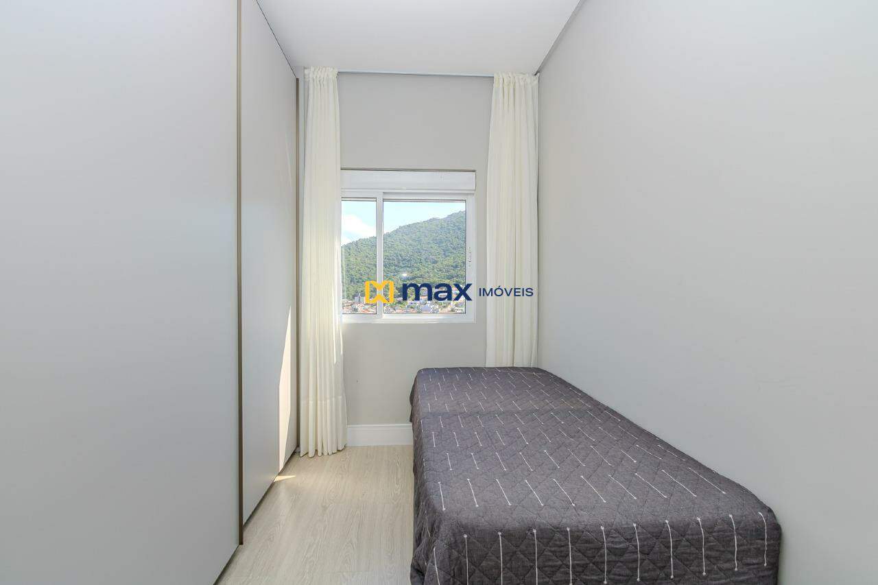 Apartamento à venda no Fazenda: Quarto