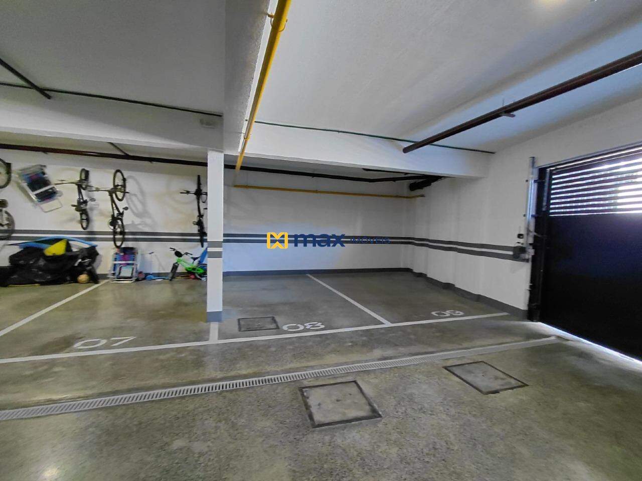 Apartamento para aluguel no Gravatá: Garagem