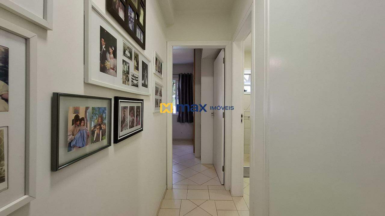Casa à venda no Ressacada: Corredor