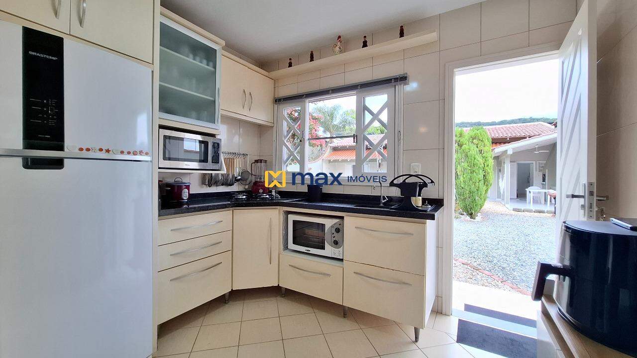 Casa à venda no Ressacada: Cozinha
