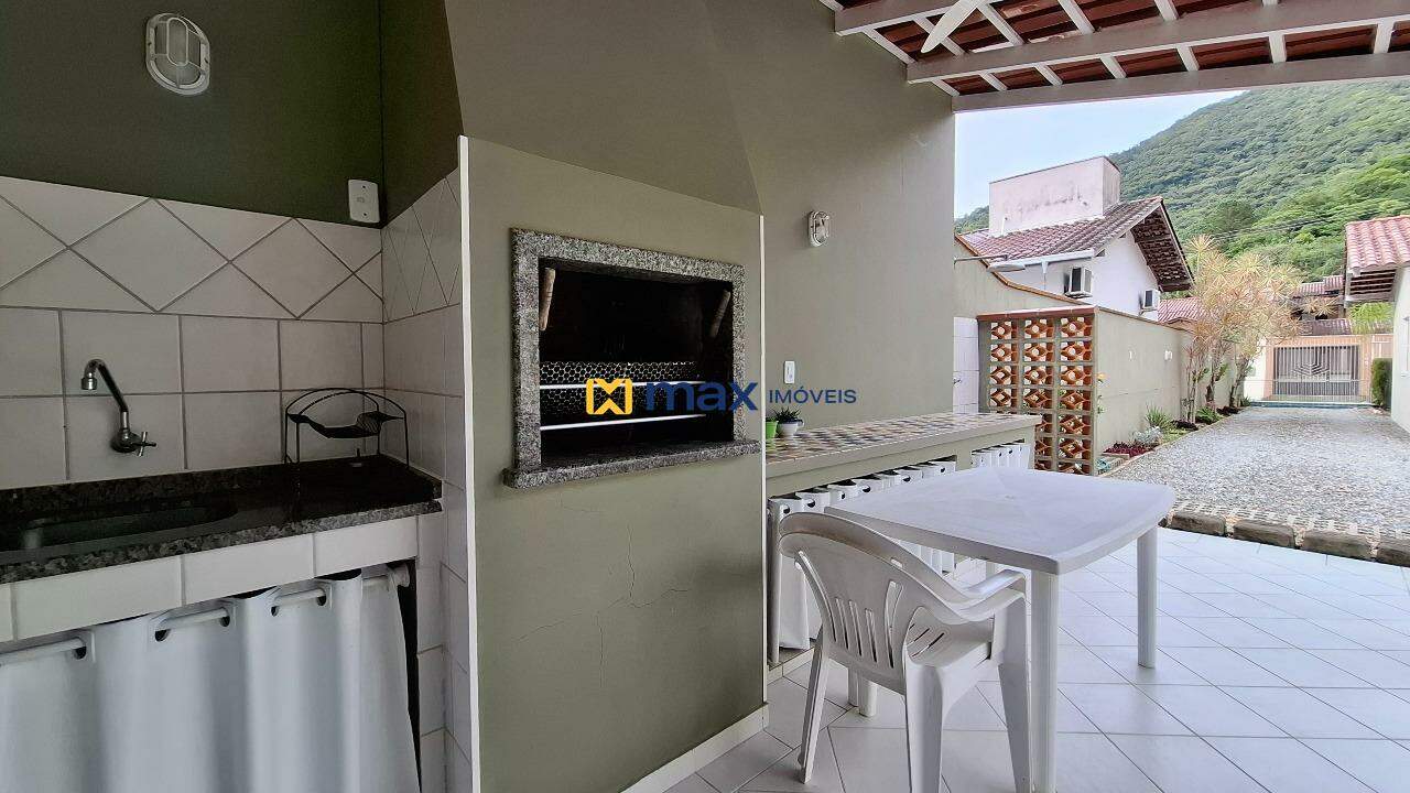 Casa à venda no Ressacada: Churrasqueira