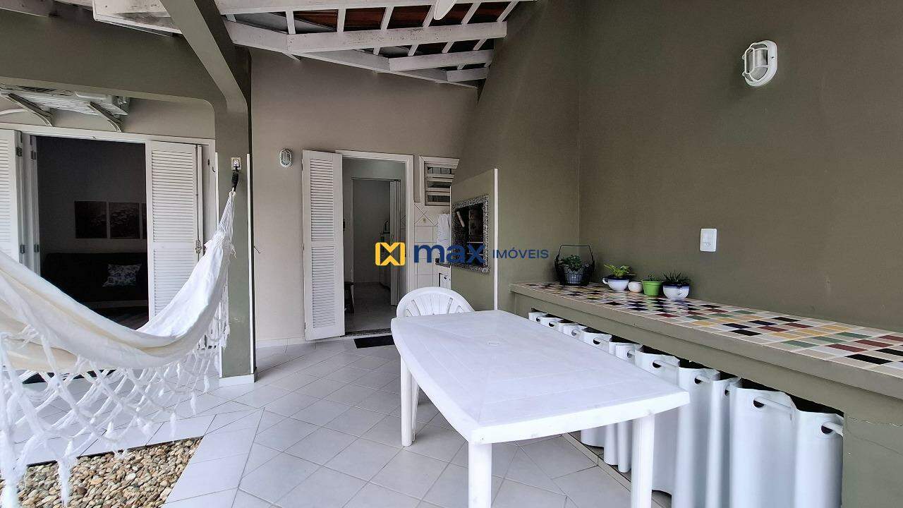 Casa à venda no Ressacada: Churrasqueira