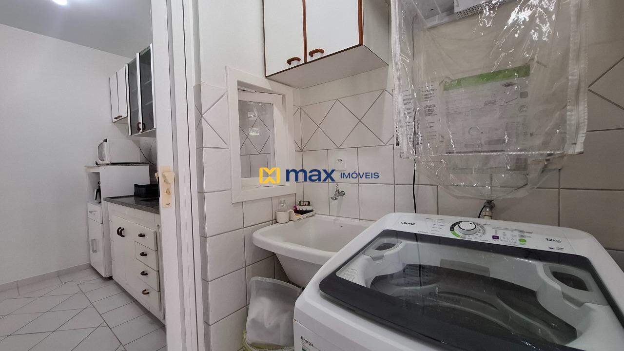Casa à venda no Ressacada: Área de serviço - Edícula