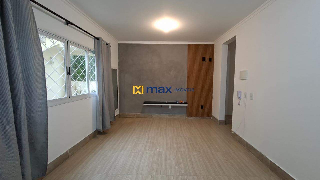 Apartamento para aluguel no Fazenda: Sala de estar/jantar e cozinha