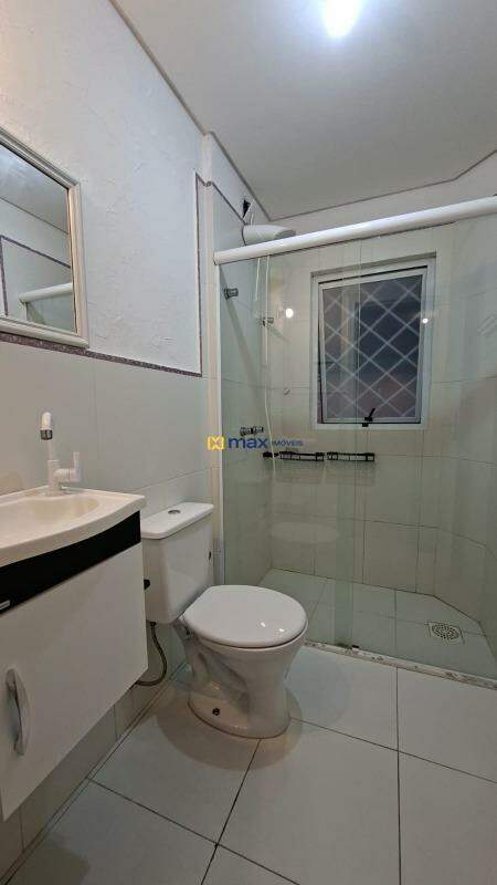 Apartamento para aluguel no Fazenda: Banheiro social