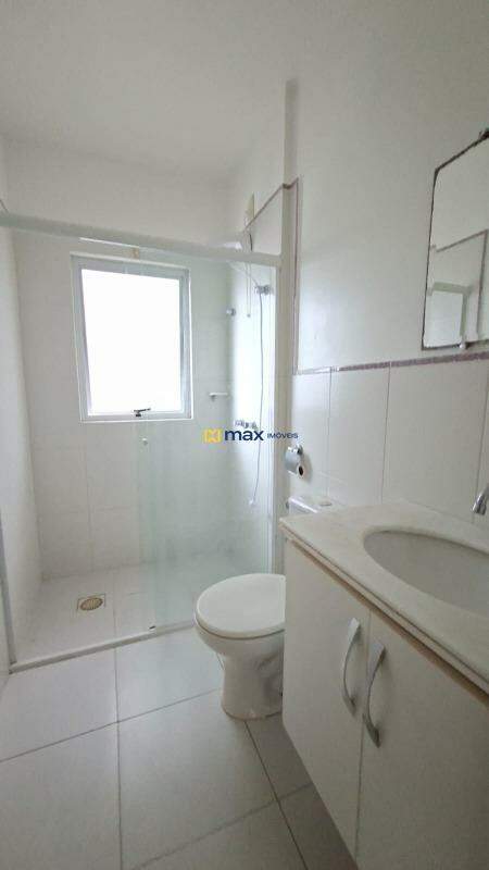 Apartamento para aluguel no Fazenda: Banheiro social