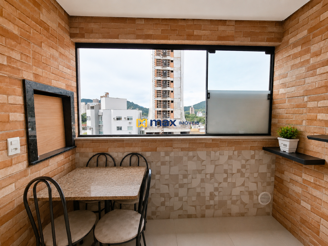 Apartamento à venda no São Francisco De Assis: Sacada