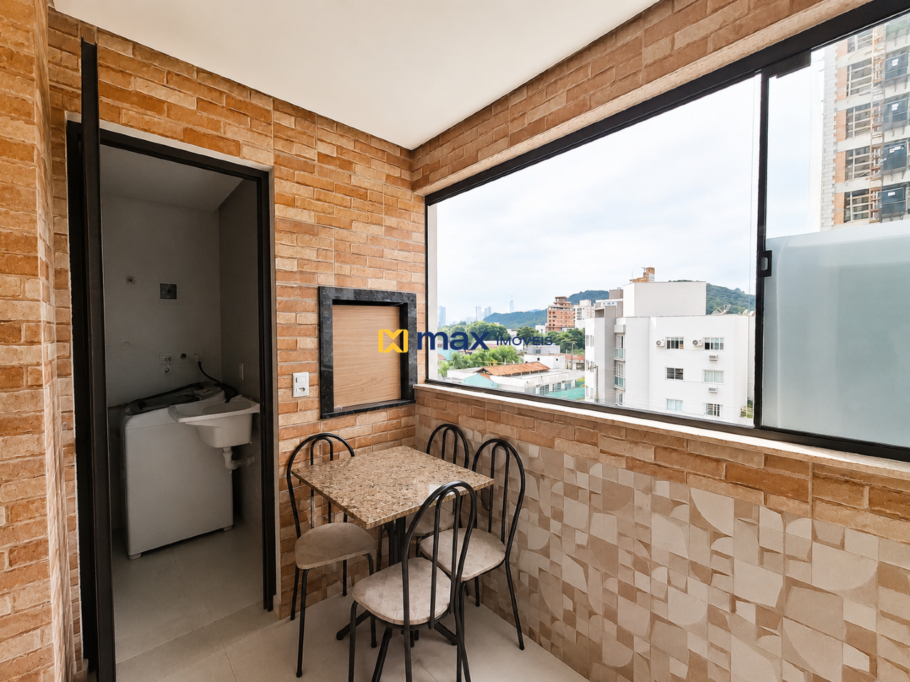 Apartamento à venda no São Francisco De Assis: Sacada