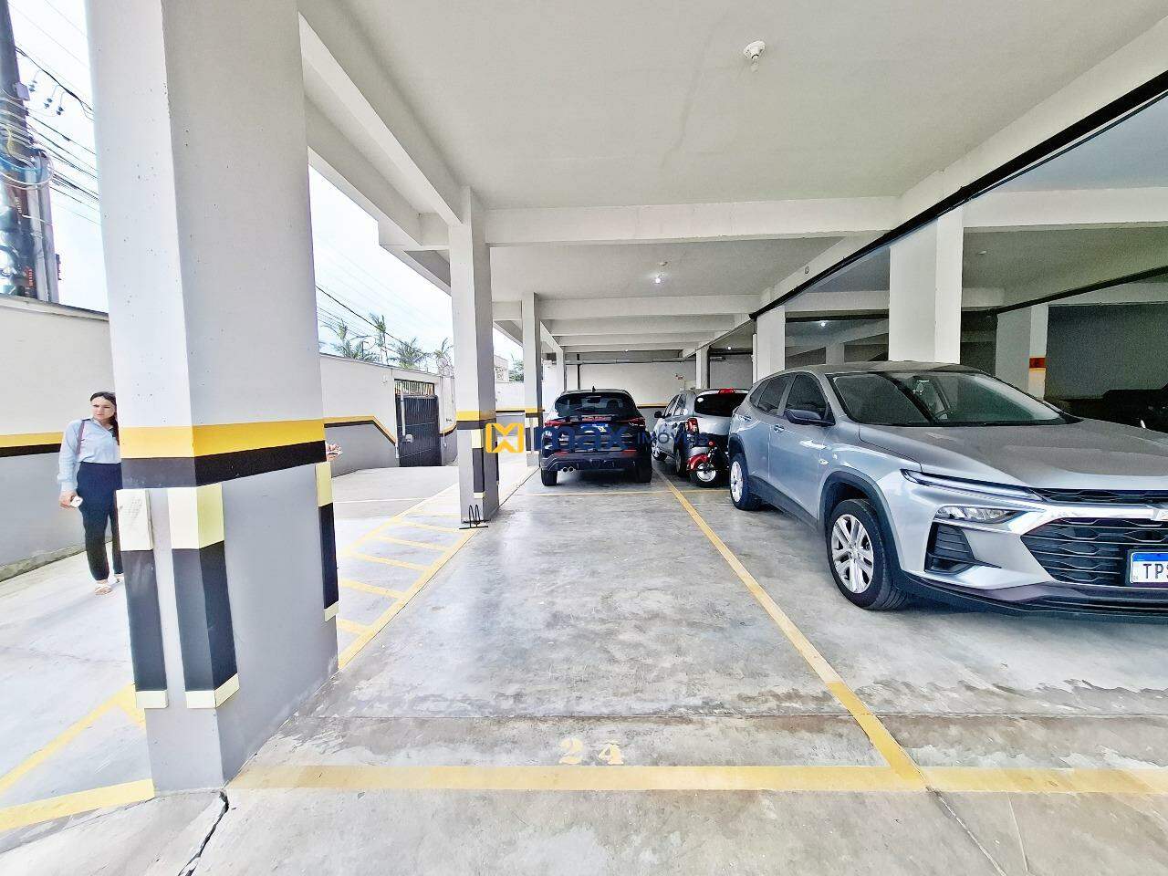 Apartamento à venda no São Francisco De Assis: Garagem Coberta (privativa)
