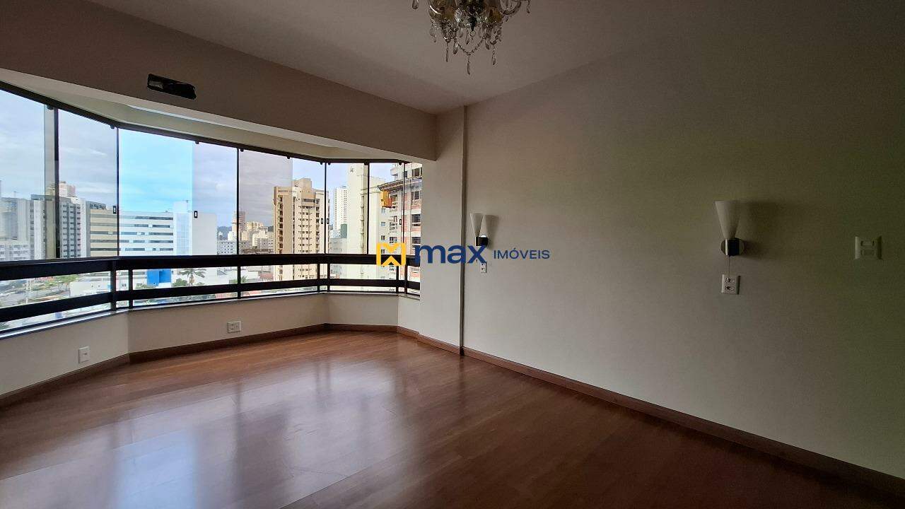 Apartamento à venda no Centro: Suíte 2