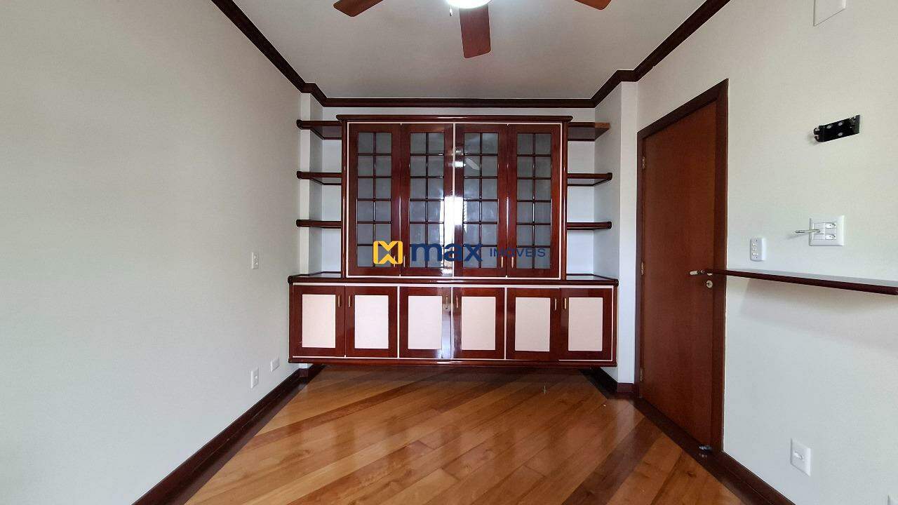 Apartamento à venda no Centro: Suíte 4