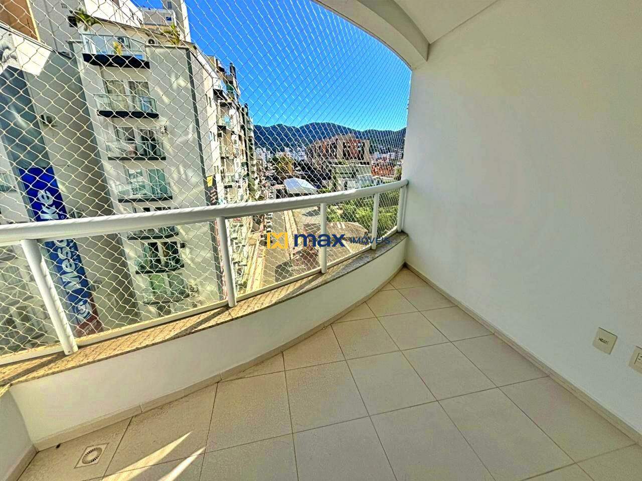 Apartamento à venda no Centro: sacada suíte