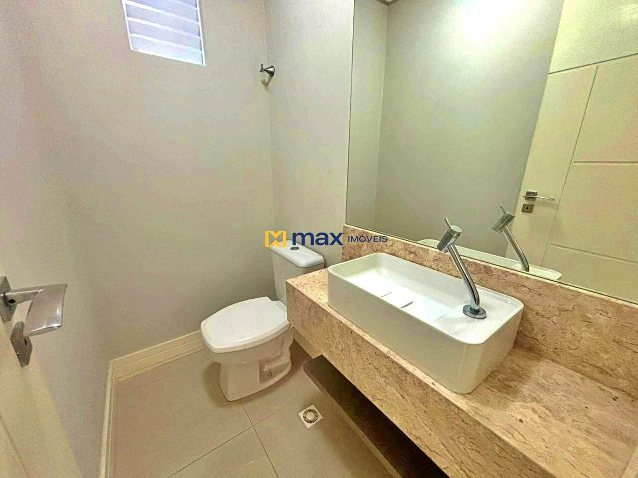 Apartamento à venda no Centro: lavabo