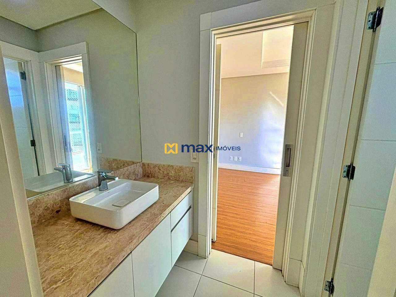 Apartamento à venda no Centro: demi-suíte