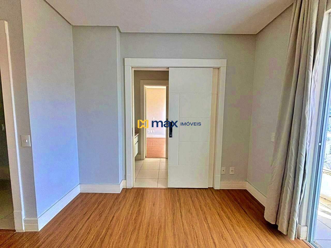 Apartamento à venda no Centro: demi-suíte