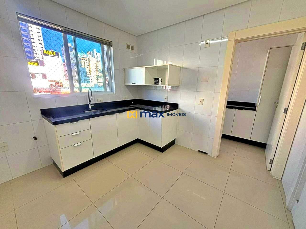 Apartamento à venda no Centro: Cozinha