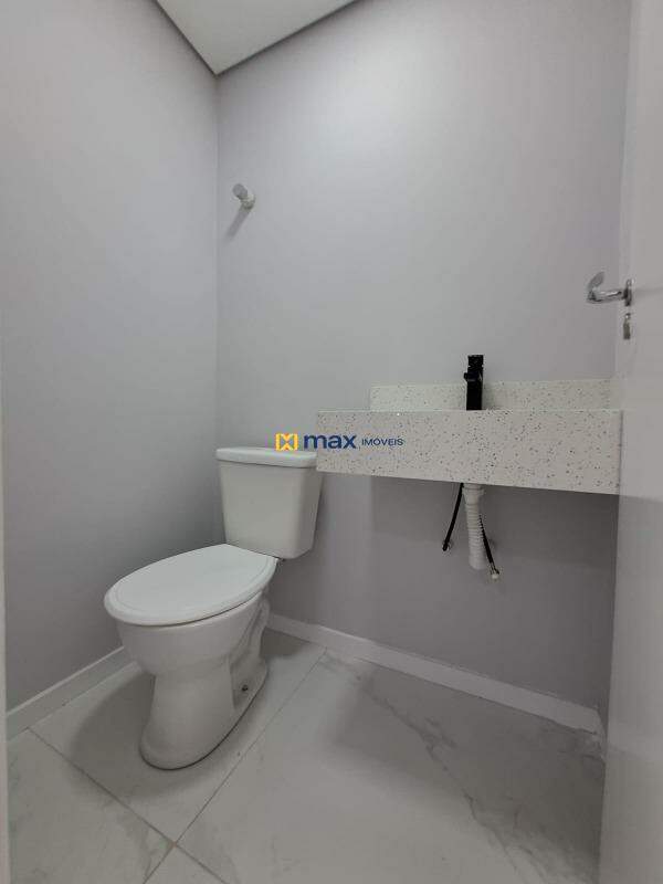 Apartamento à venda no Machados: Lavabo