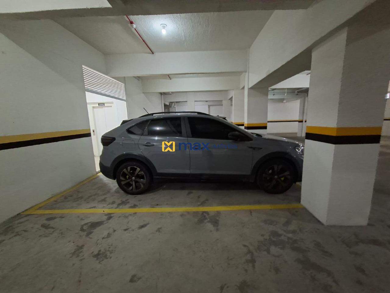 Apartamento para aluguel no São Judas: Vaga de garagem