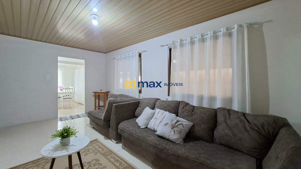 Casa à venda no Espinheiros: Sala de estar
