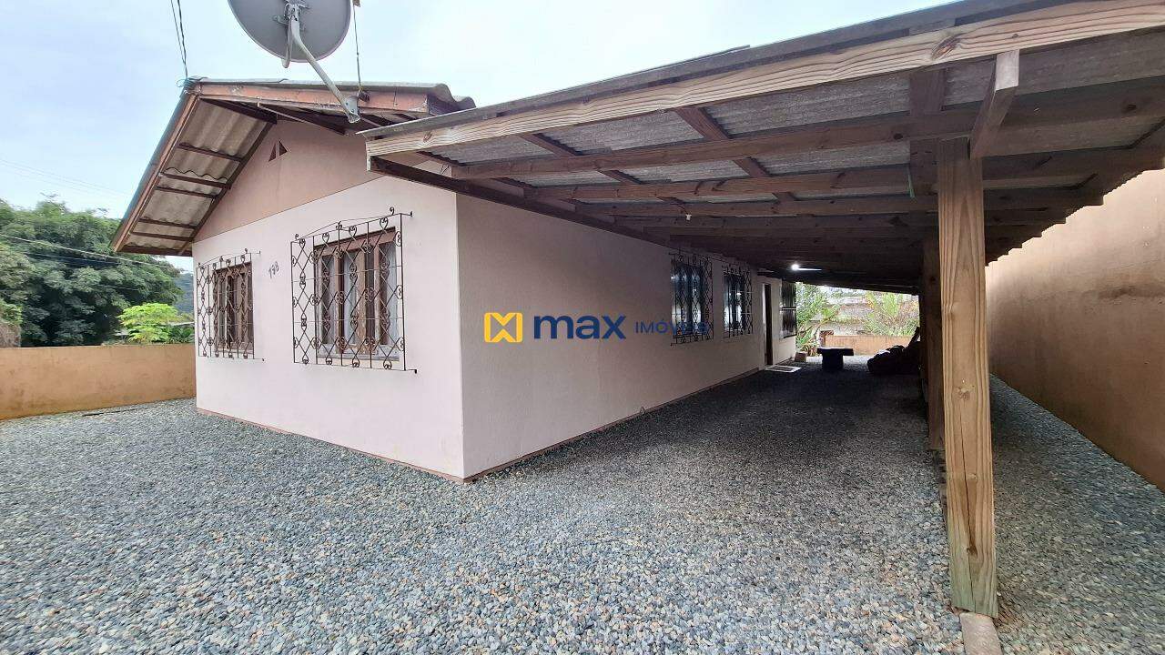 Casa à venda no Espinheiros: Área externa