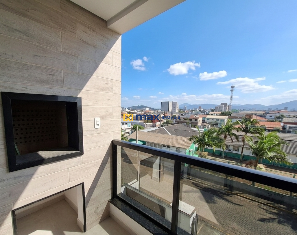 Apartamento à venda no Lídia Duarte: sacada 