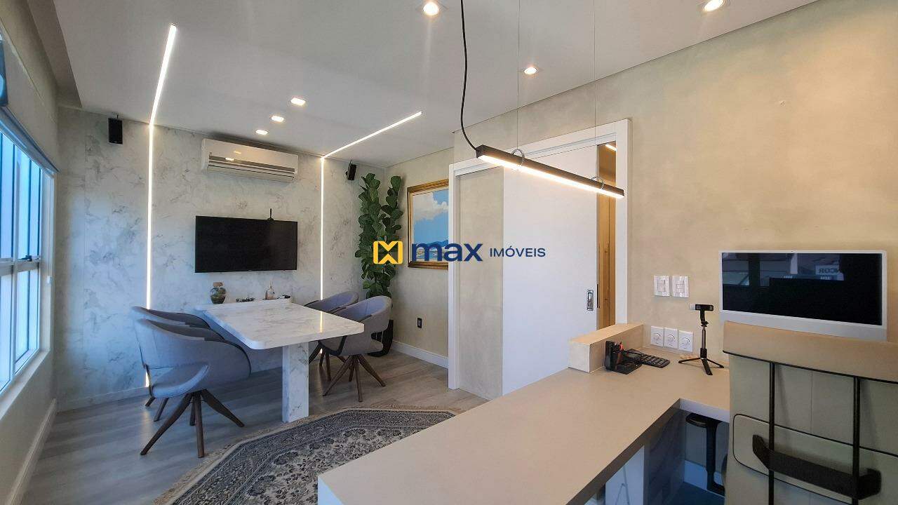 Sala à venda no Centro: Sala