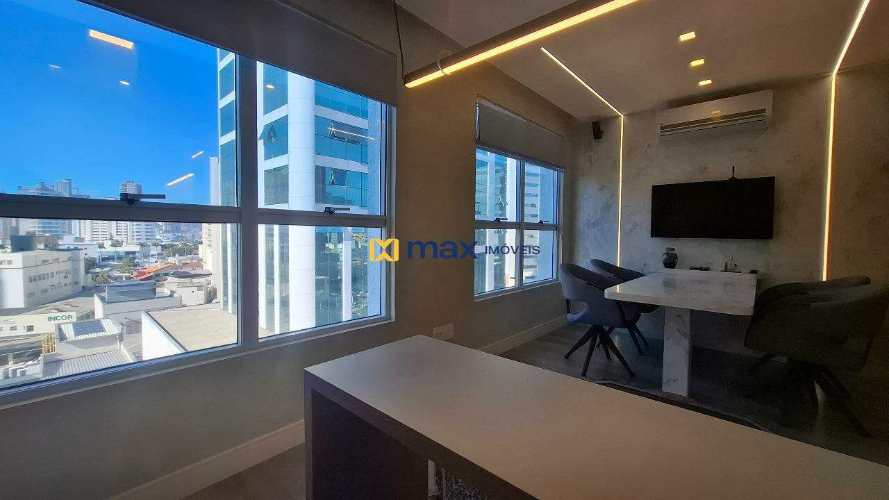 Sala à venda no Centro: Sala