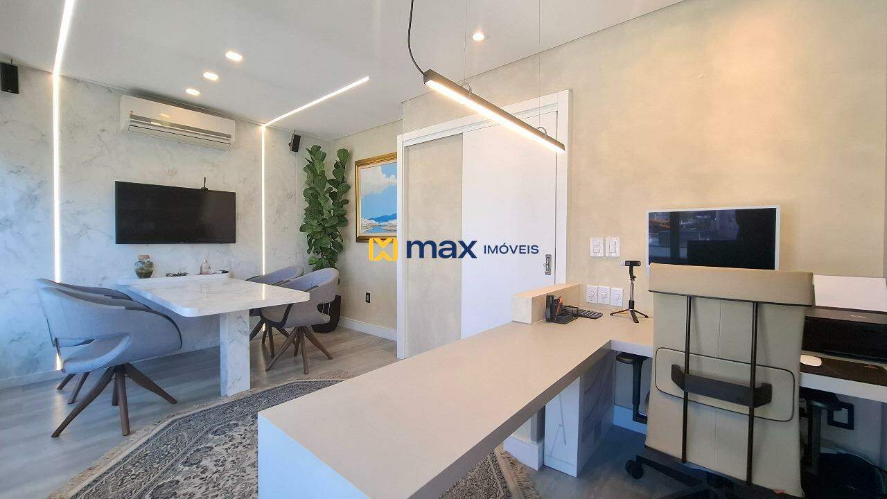 Sala à venda no Centro: Sala