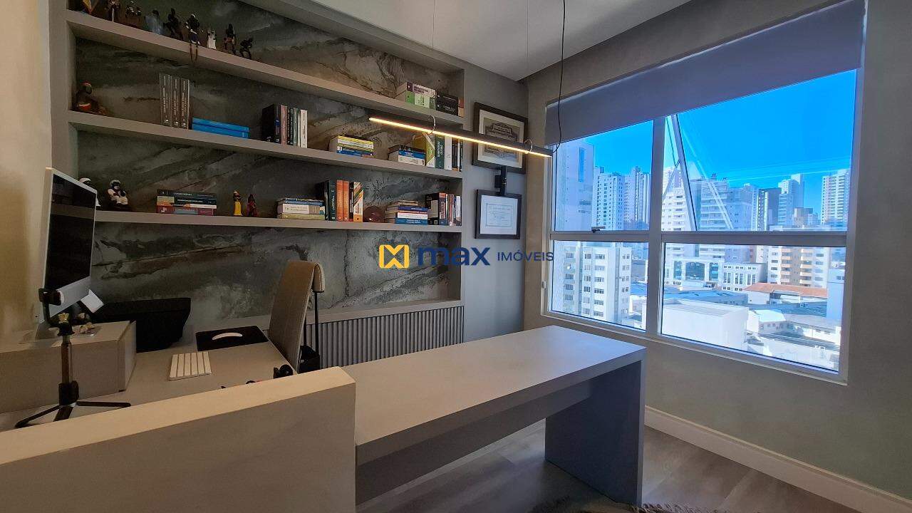 Sala à venda no Centro: Sala