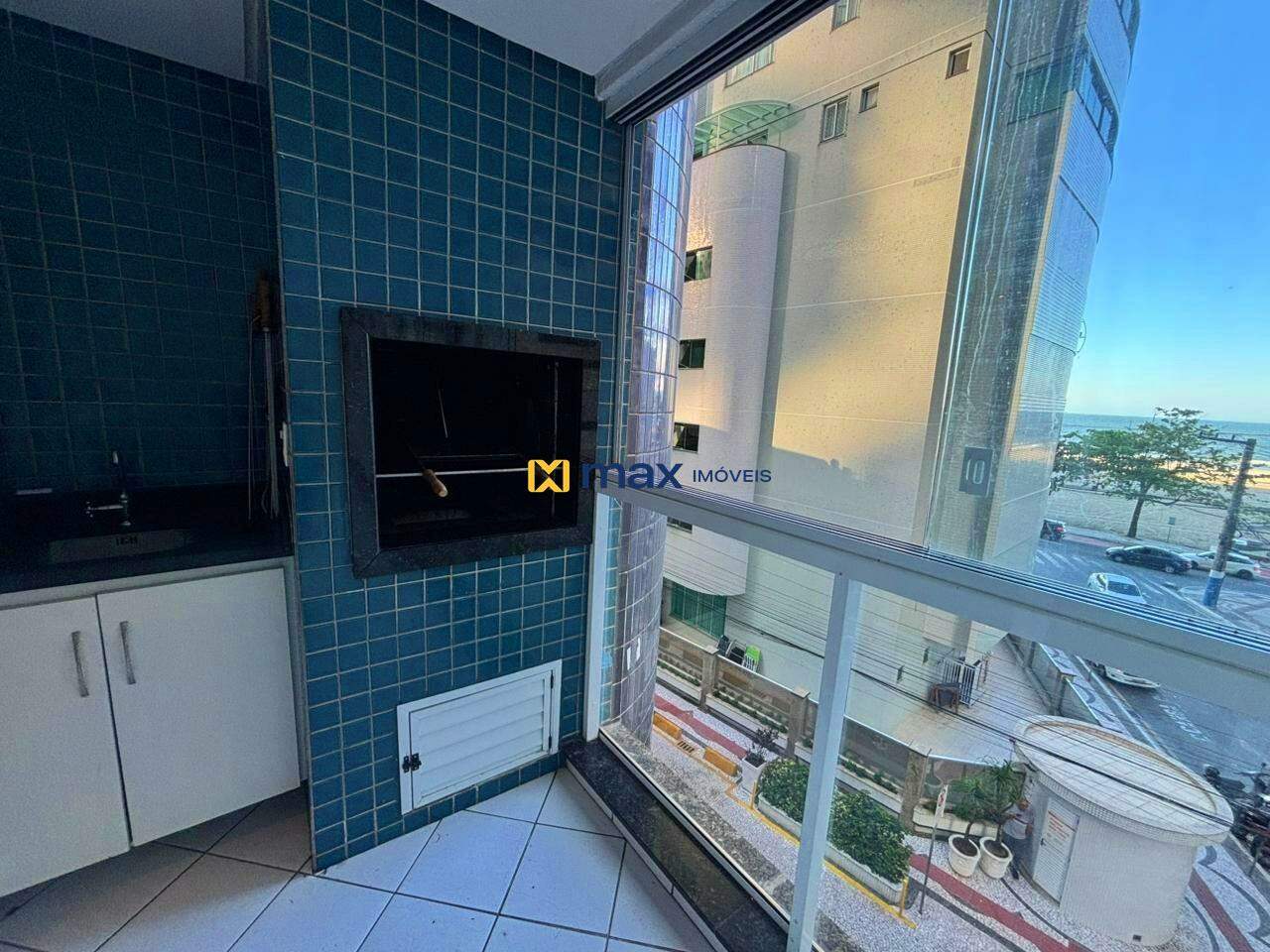 Apartamento para aluguel no Centro: sacada